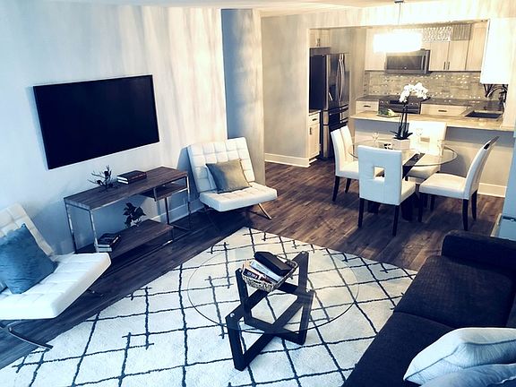 5th image of 155 N Harbor Dr APT 3707