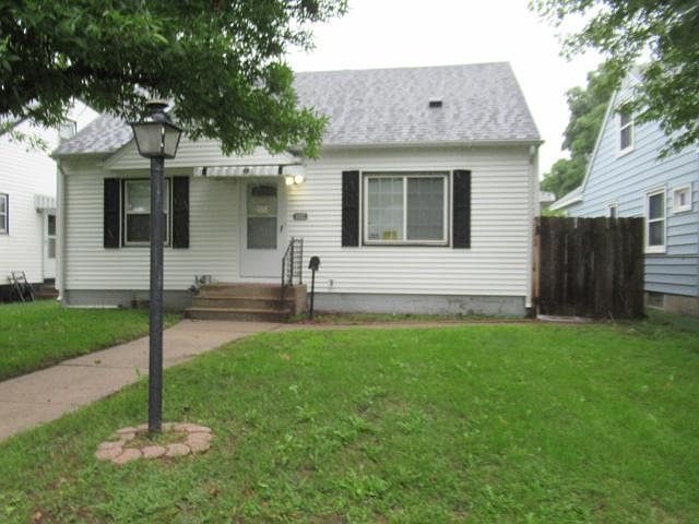 1st image of 5042 Emerson Ave N