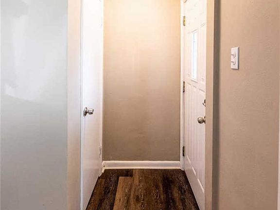 2nd image of 9511 Theodosia Ave