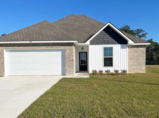 202 Nandina Dr, Scott, LA 70583
