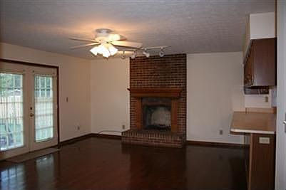 3rd image of 3016 Sorbus Dr