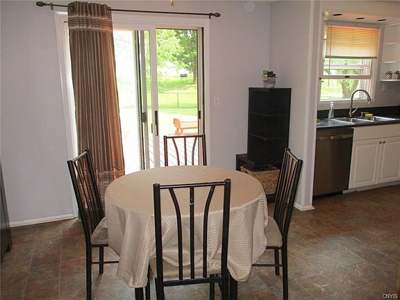 5th image of 4987 Woodmark Dr