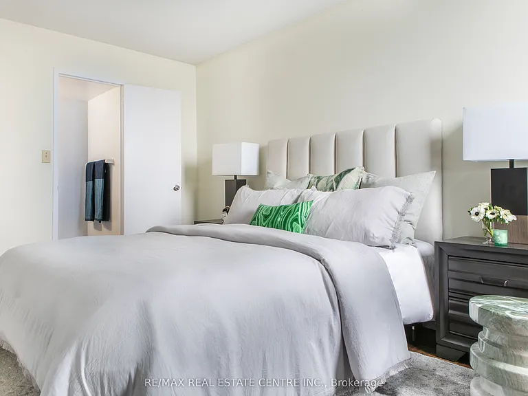 150 Graydon Hall Dr #2207 — Photo 17