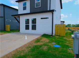 921 Ventnor Ave, Centerton, AR 72719