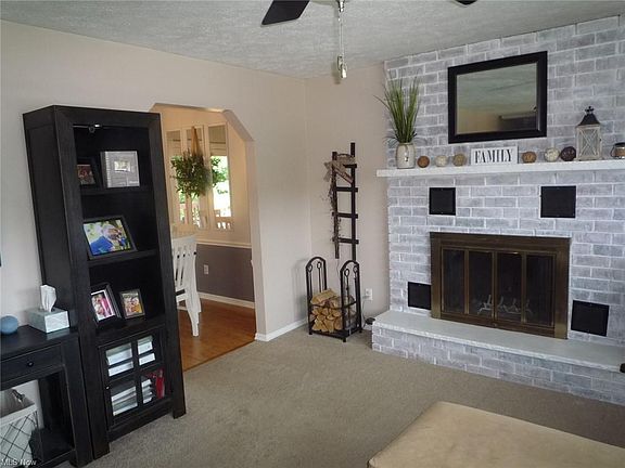 4th image of 497 Kittle St