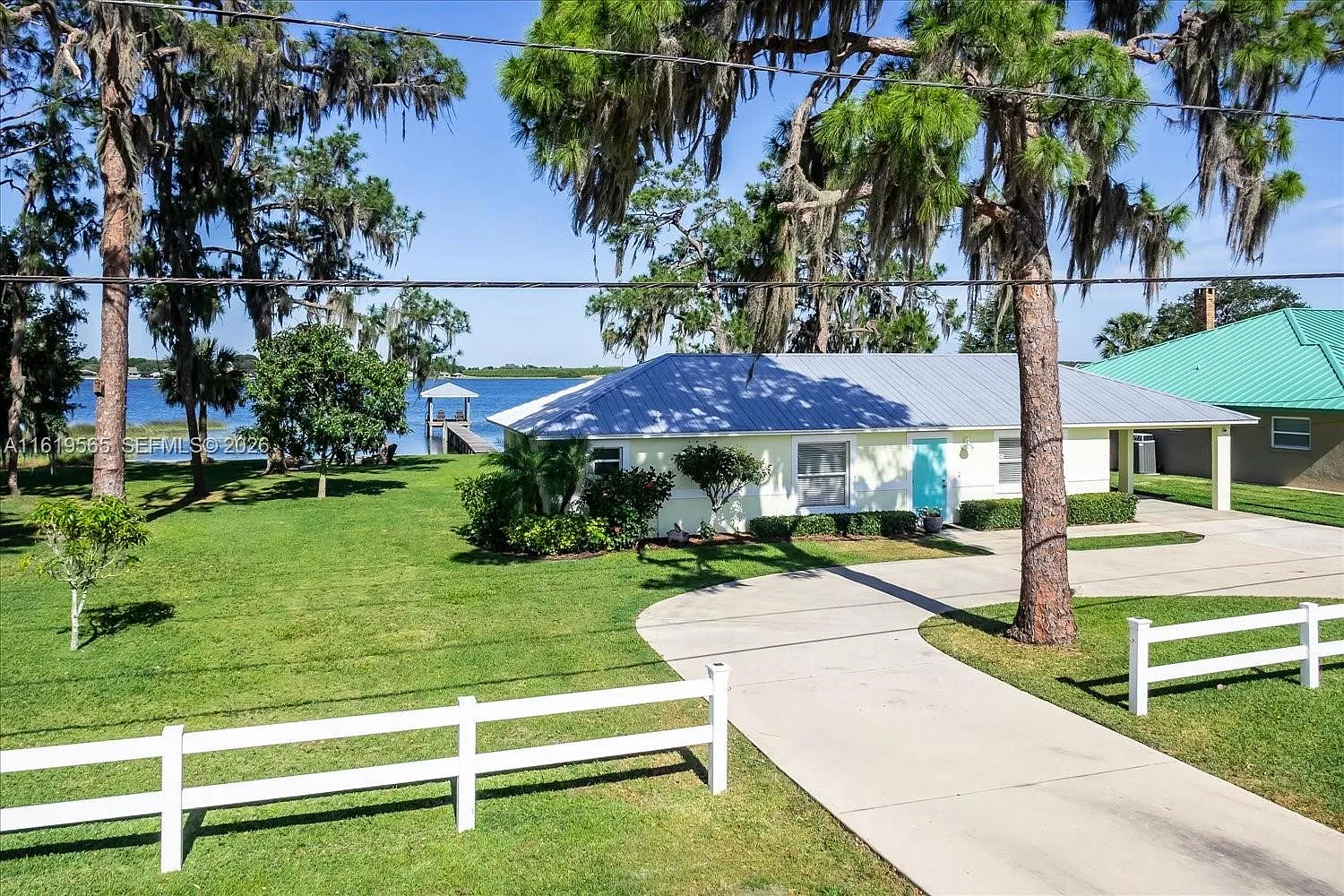 2 bed, 2.0 bath, $5,225 — Photo 1