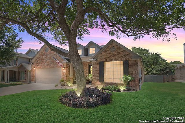 1st image of 529 Woodland Oaks Dr