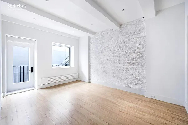 Rented by Sotheby's International Realty | media 15