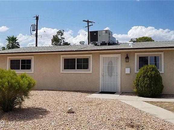 3rd image of 4955 Almaden Cir