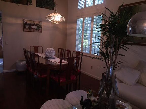 2nd image of 5413 Havenhurst Cir