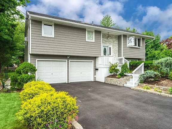 2nd image of 14 Circle Dr E