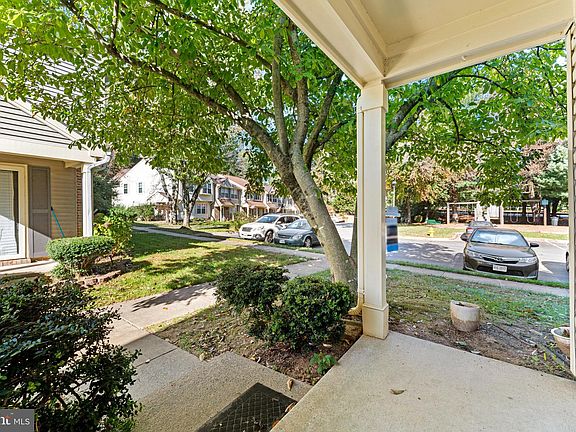 3rd image of 4897 Backwater Ct