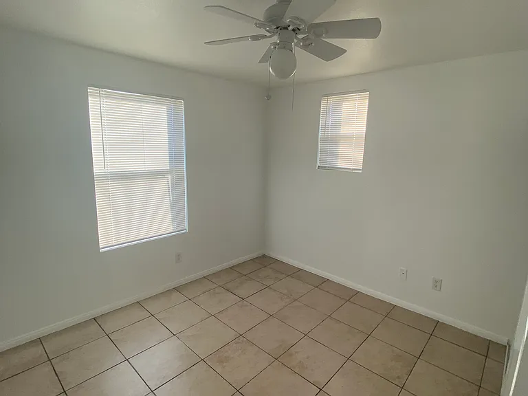 102 W Hall Ave #159 — Photo 8