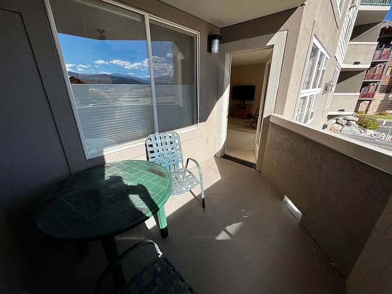 980 Lakepoint Dr #203 — Photo 15