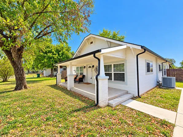 200 S Mimosa St, Paradise, TX 76073