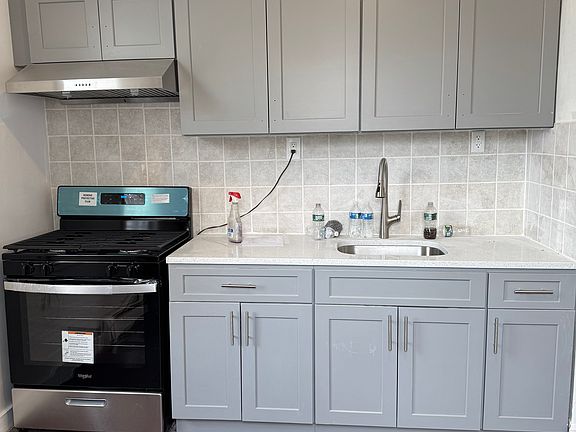 2nd image of 2174 Hermany Ave APT 1