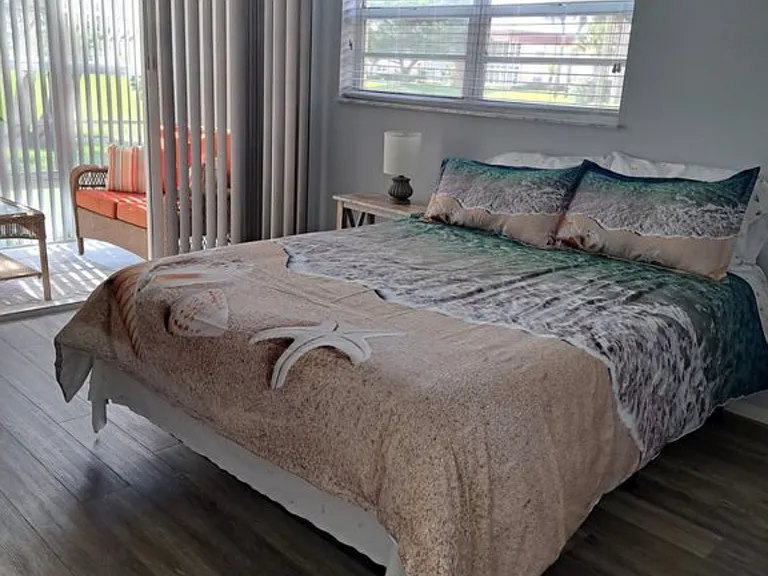 103 Royal Oak Dr #106 — Photo 8