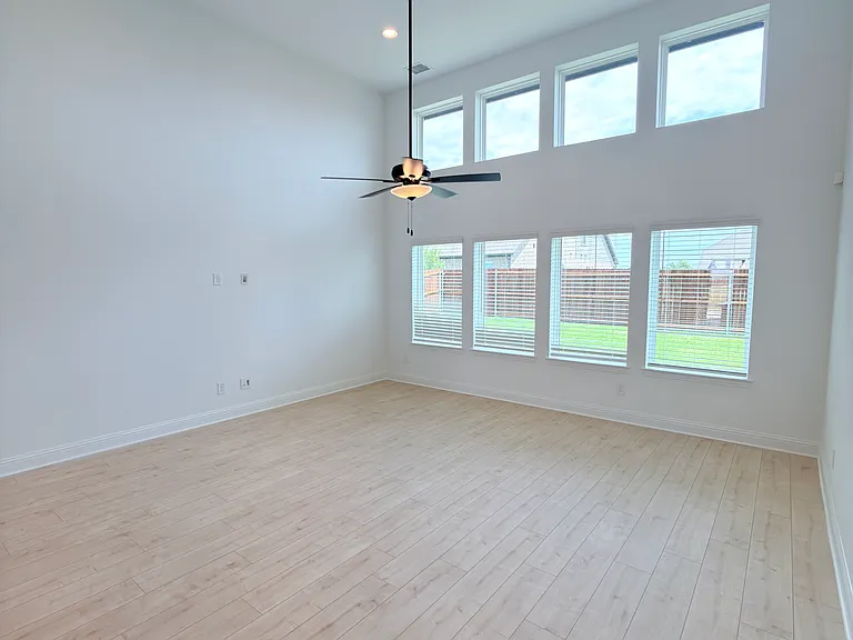 1809 Gleasondale Dr — Photo 13
