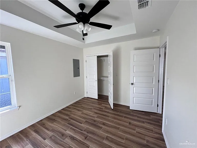 622 E Llano Grande St — Photo 10