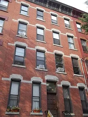 206 7th St #3R