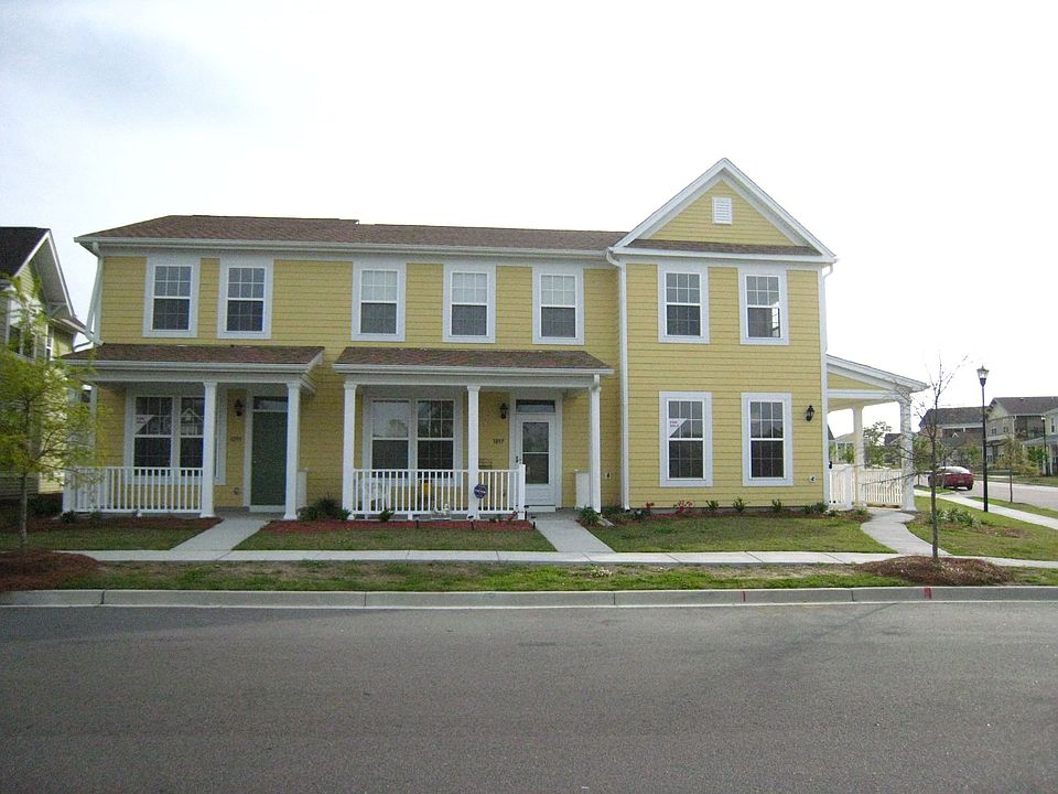 1st image of 3895 Four Poles Park Dr