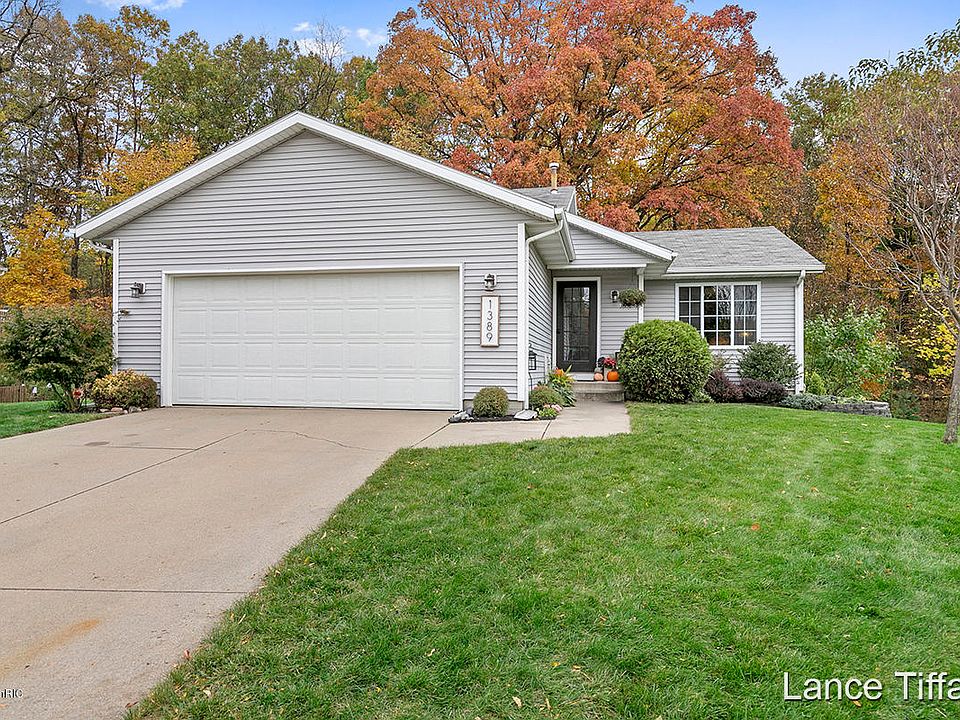 1st image of 1389 Kimberly Dr SE