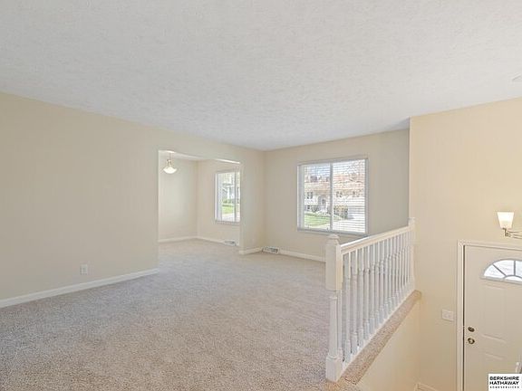 5th image of 5641 S 140th Ave