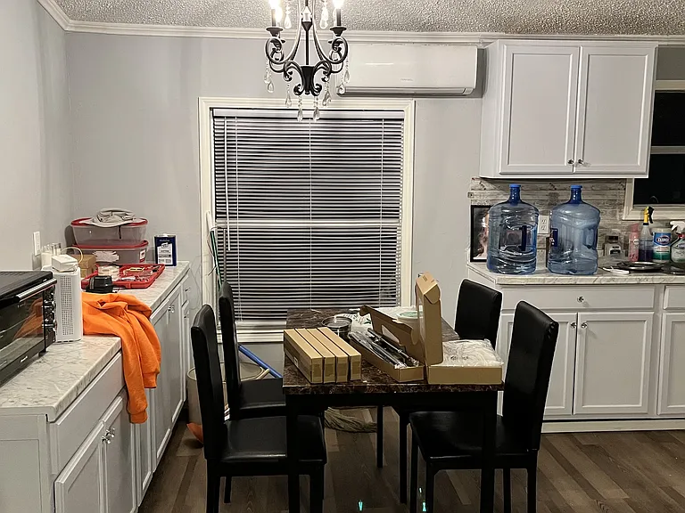 Kitchen area