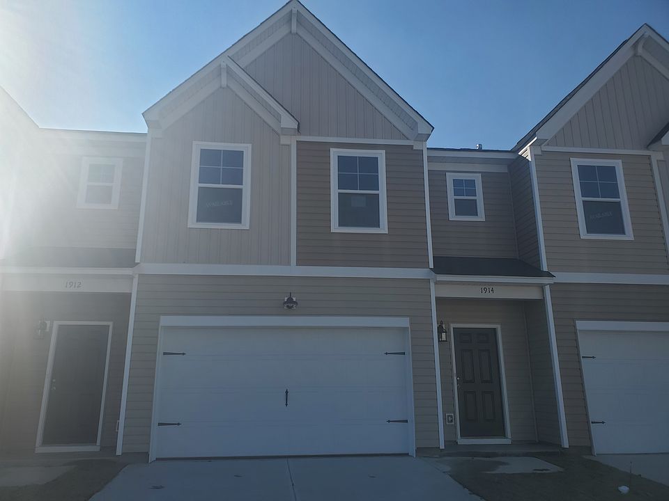 1914 Flagpole Drive Lot 466