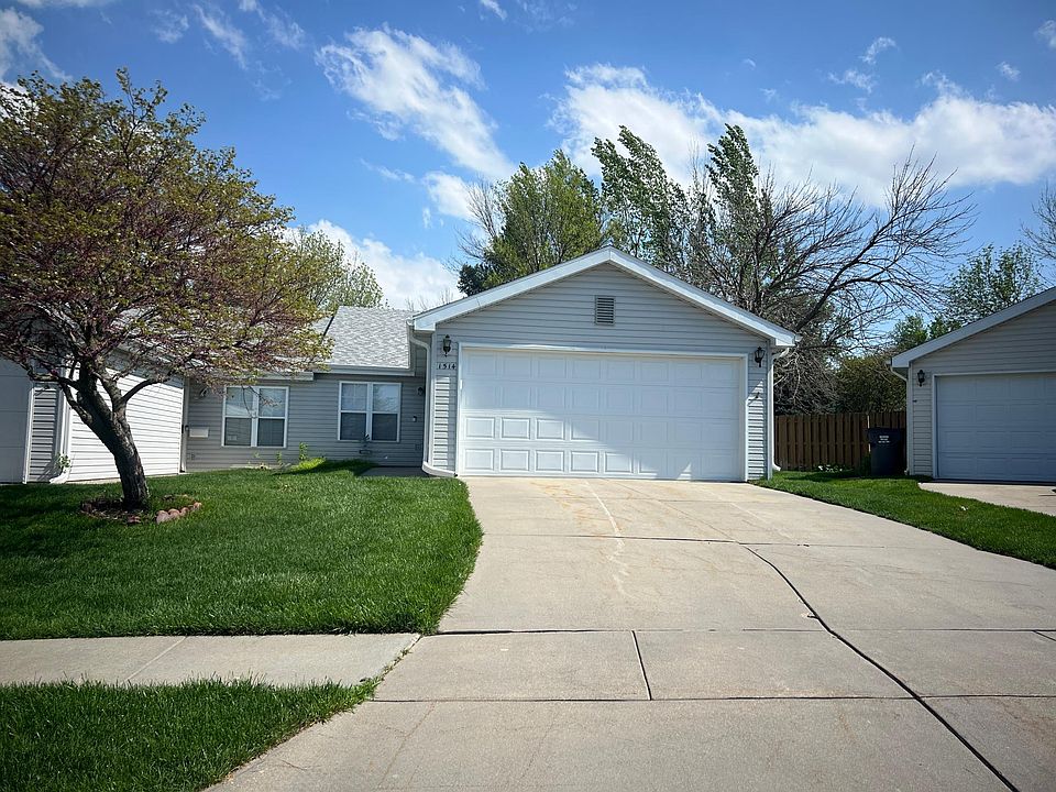 1st image of 1514 Kara Ln