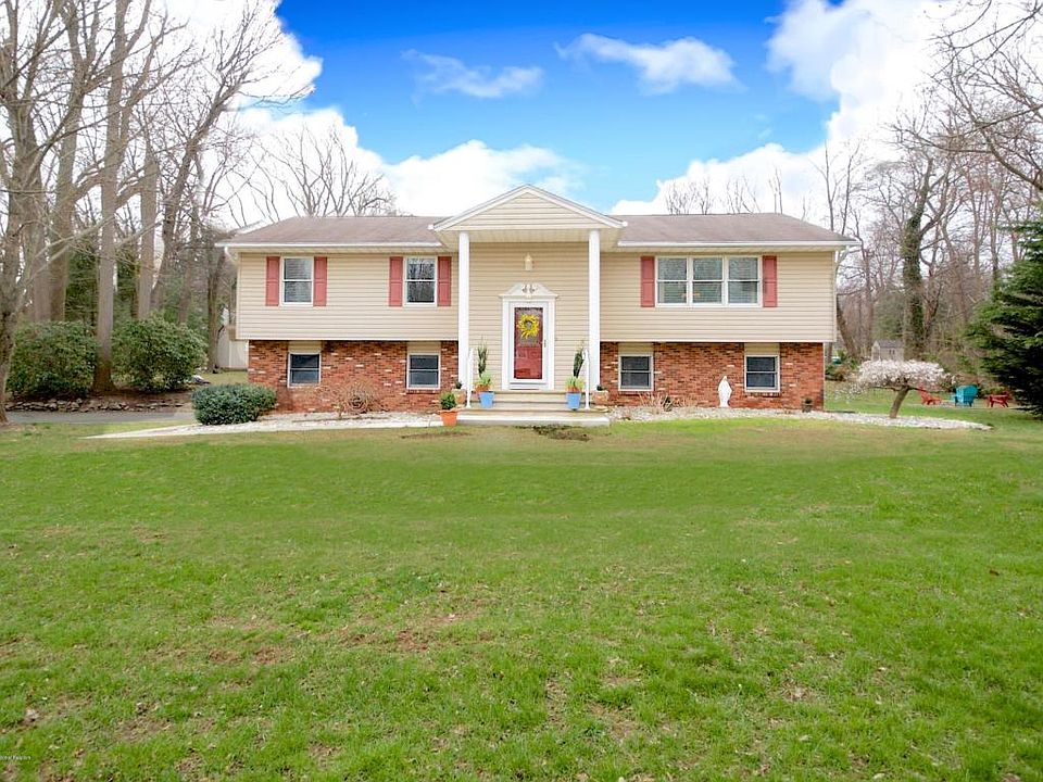 1st image of 35 Rolling Knolls Dr