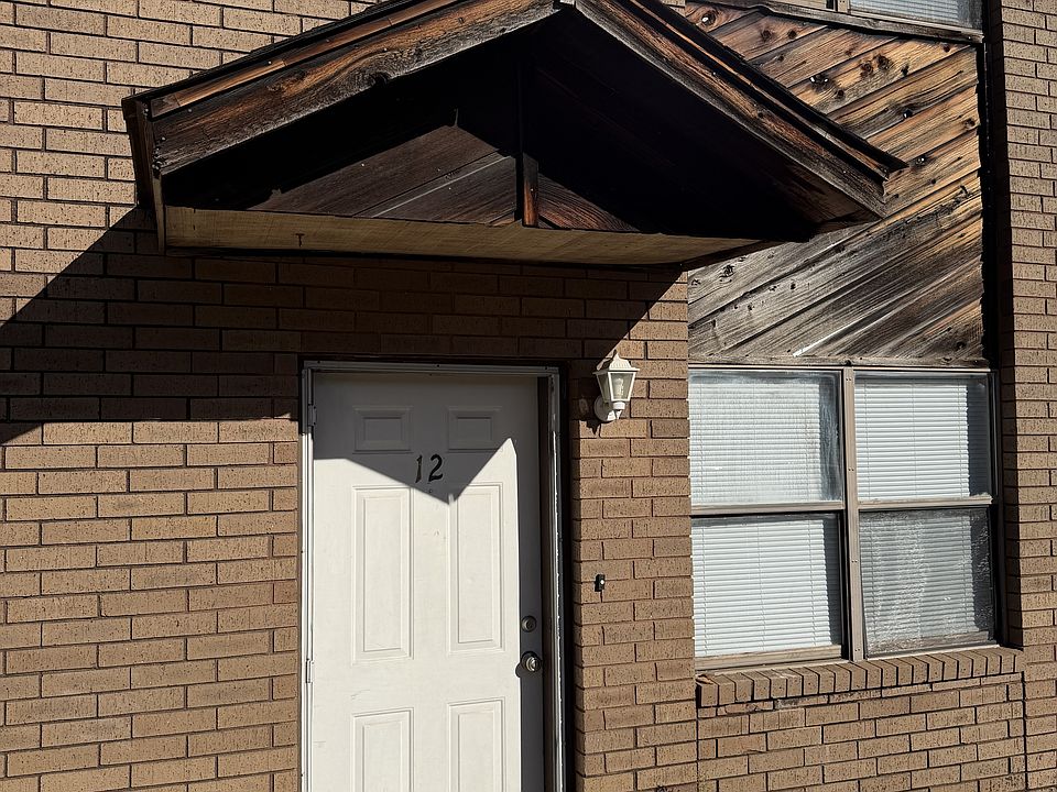 1st image of 305 W Pleasant Valley Rd #12