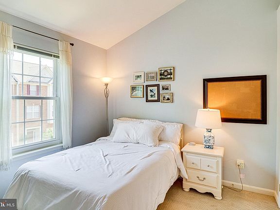5th image of 3026 Shaughnessy Ct