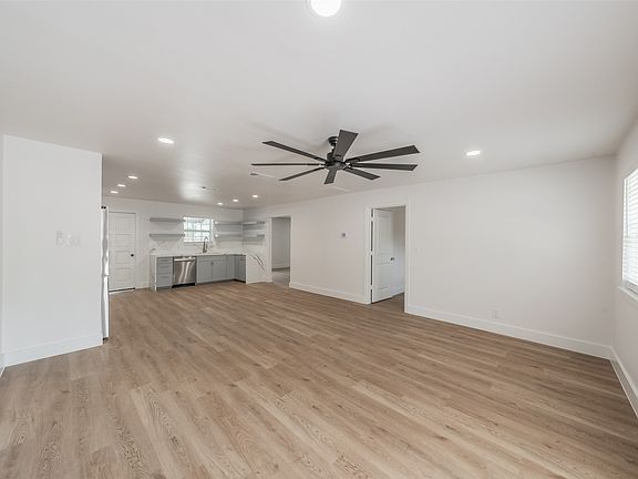 5th image of 6532 Moonglow Ln