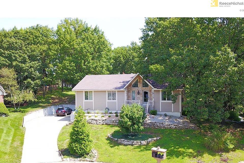 1st image of 18112 E Cliff Dr