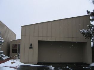 660 Sonora Ct #7-1, Berea, OH 44017