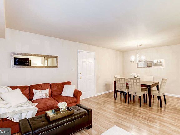 4th image of 5704 Shadwell Ct Unit 85