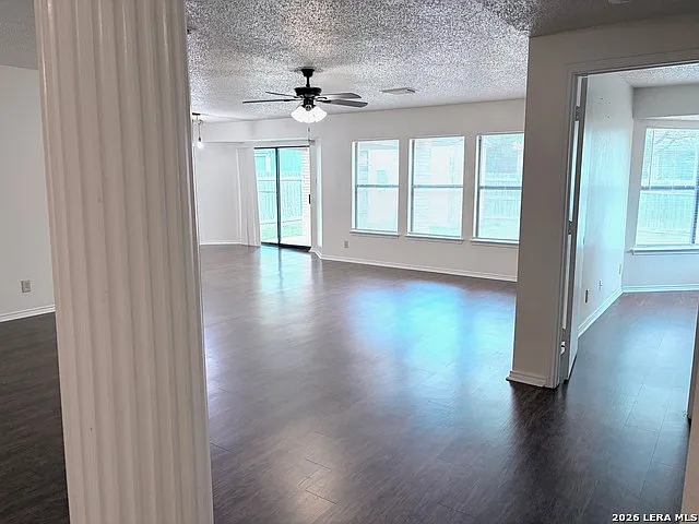 2921 Candleberry Dr — Photo 5