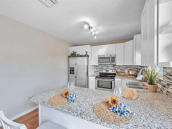 3rd image of 2001 55th St S