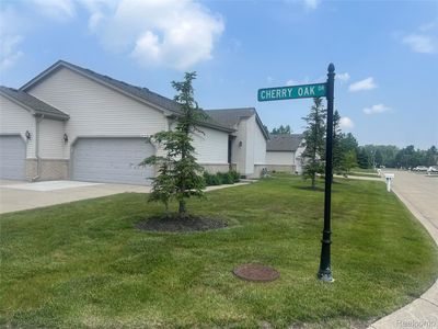 29155 Cherry Oak Dr, Chesterfield, MI, 48051