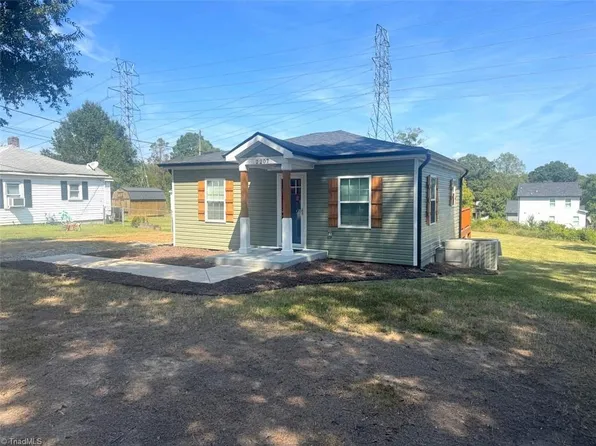 2207 Troendly St, Burlington, NC 27217