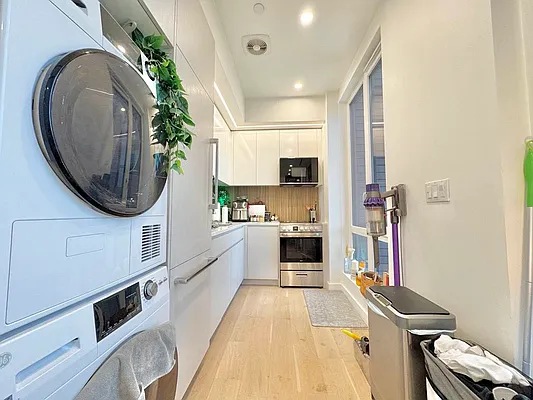 Rented by Doorway NYC, LLC | media 4