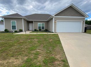 2529 Garden Dr, Benton, AR 72015