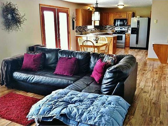 3rd image of 18450 W Sugar View Dr