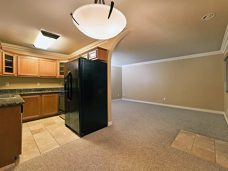 1450 Iris Ave — Photo 8