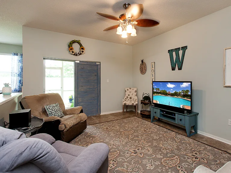 3413 Parkridge Cir — Photo 8