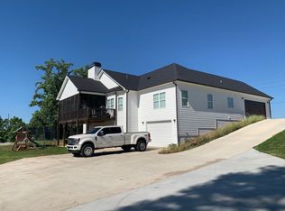 4216 Mount Vernon Rd, Gainesville, GA 30506