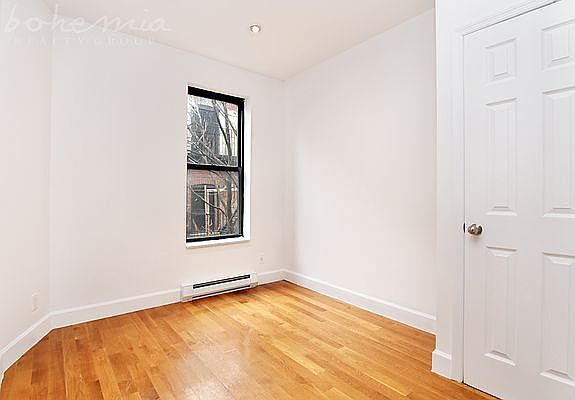 4th image of 8 W 108th St APT 38