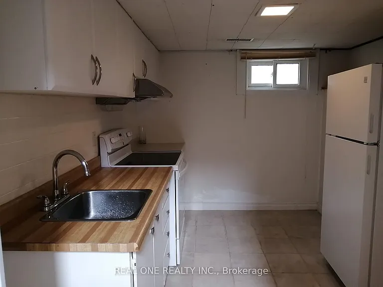3 Glentworth Rd #LOWER — Photo 4