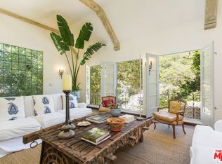 1358 Schuyler Rd, Beverly Hills, CA 90210